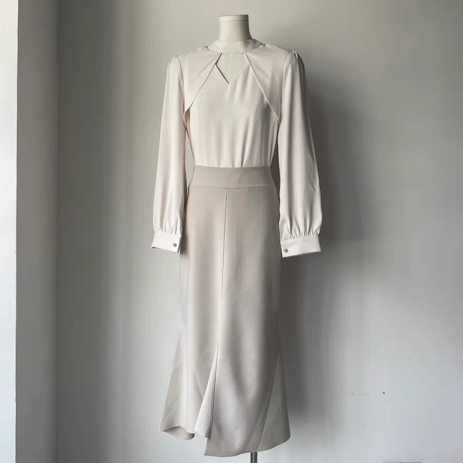 Heart Hollow Out Blouse (2colors)